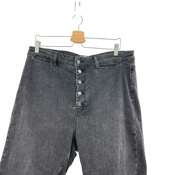 Free People We The Free Crvy Bermuda Shorts Exposed Button Fly Faded Black 34 - Picture 5 of 10